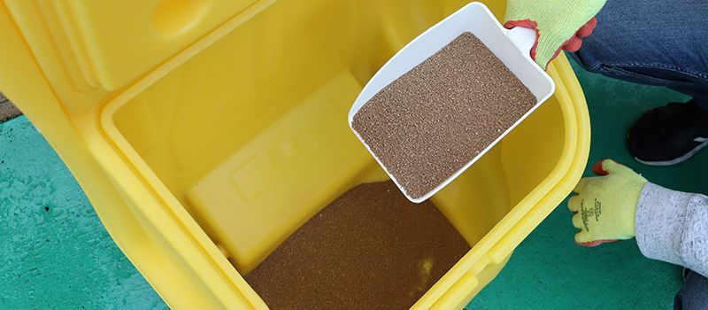 What else can I store in a grit bin?
